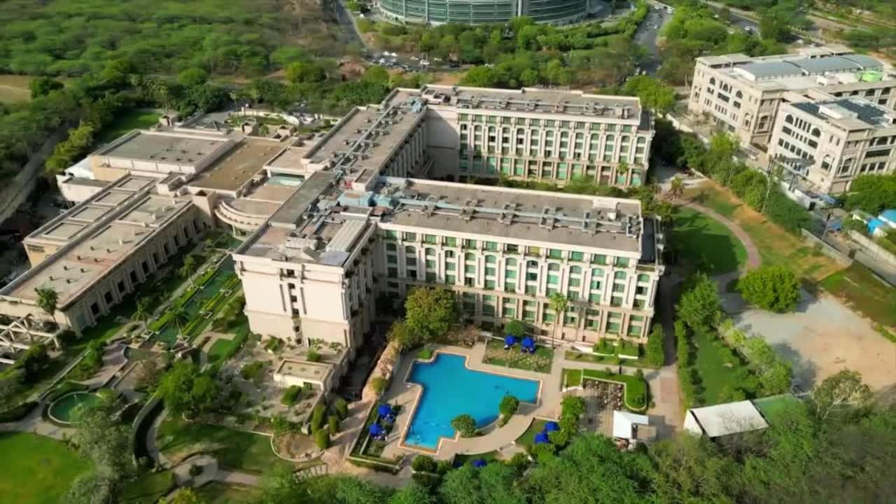 Отель The Grand Нью-Дели Экстерьер фото